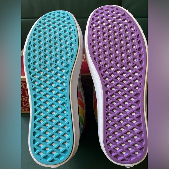 Vans Platform Super ComfyCush Sk8-Hi Rainbow Flour Shop Women’s 9 w/original box - Picture 5 of 7